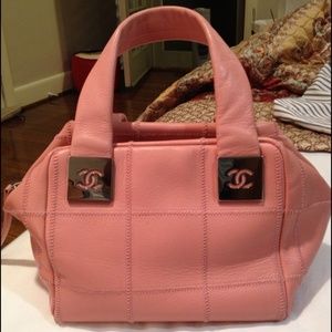 Like new caviar leather Chanel square stitch